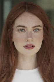 Kennedy Walsh as Izzy
