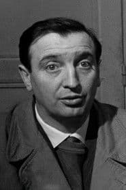 Albert Rémy as Julien Doinel