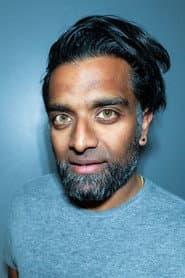 Sanj Surati as Kamar-Taj Warrior (uncredited)