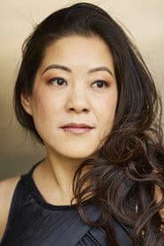 Jennifer Kan as Female Bank Teller