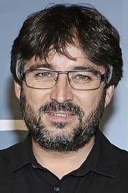 Jordi Évole as Self