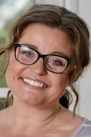 Nina Christrup as Bruuns 1. søster