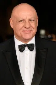 Peppe Lanzetta as Lorenzo