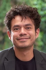 Memo Villegas as Luis