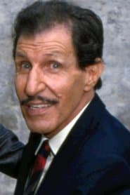 Ciccio Ingrassia as Teo, Titta's Uncle