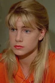 Marti Greenberg as Suzanne