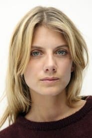 Mélanie Laurent as Shosanna