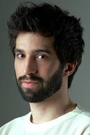Mateus Ribeiro as Túlio
