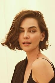 Tainá Müller as Angélica