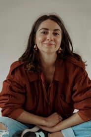 Hannah Mamalis as Groolganic Girl