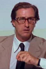 Renzo Marignano as Lady's Date (segment "Senso civico") (uncredited)