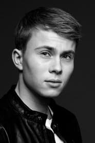 Lasse Fogelstrøm as Marcus