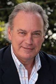 Bertín Osborne as Pedro Vilches