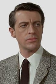 Claudio Brook as Peter Cunningham