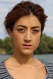 Gizem Erdogan as Nattis