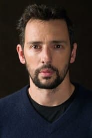 Ralf Little as Realtor