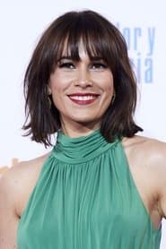 Celia Freijeiro as Mónica