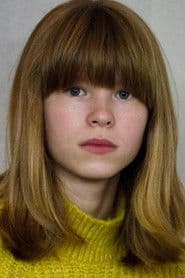 Silja Esmår Dannemann as Fanny