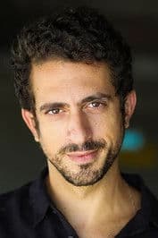 Gil Cohen as Yoni
