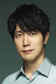 Kuranosuke Sasaki as Yoji Akitsu