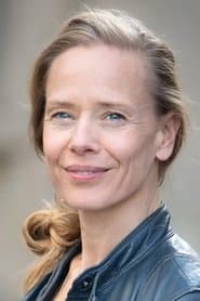 Pauline Moingeon as Barbara / Camilla (voice)
