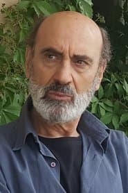 Eusebio Lázaro as Padre