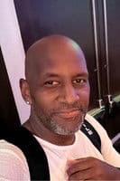 Larry E. Lundy Jr. as Hero Guerria