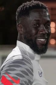 Bacary Sagna as Self