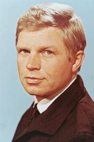 Hardy Krüger as Captain Potzdorf