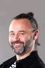 Gyton Grantley as Iggy