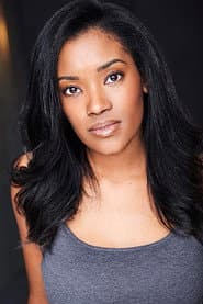 Kourtney Bell as Chatting Girl