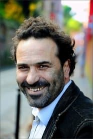 Domenico Centamore as Agent Enzo