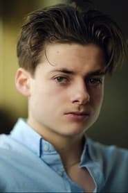 Louis Ashbourne Serkis as Cute Young Hobbit
