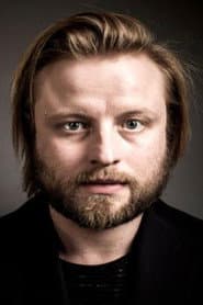Stéphane Varupenne as Caderousse
