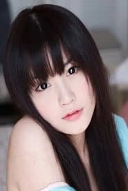 Jiarui Ren as Suzie