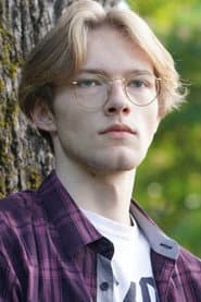 Teddy Van Ee as Jackson