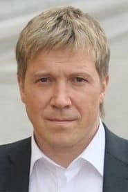 Aleksei Kravchenko as Flyora Gayshun