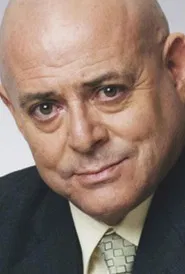 Robert Whitehead as Cantab