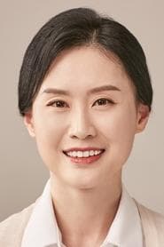 Jeon Eun-mi as Mart Cashier