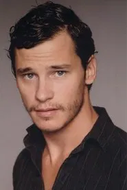 Nicolas Giraud as Peter