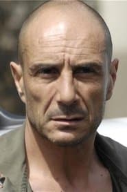 Patrick Médioni as Cave CRS Officer