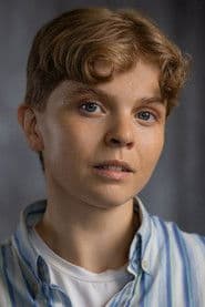 El Simons as Ophelia