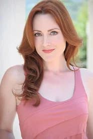 Laura Dickinson as Spider (voice)