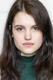 Chloé Sweetlove as Amara