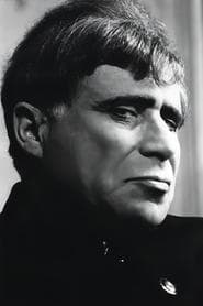 Theodore Gottlieb as Man on Street (uncredited)