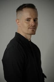 Dawid Szatarski as Red Room Scientist 1