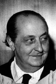 Guido Alberti as Pace, the Producer