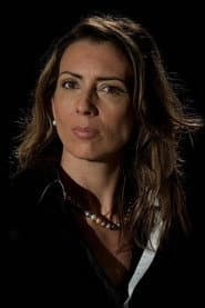 Giovanna de Toni as Vizinha