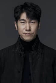 Kim Eun-woo as Broker