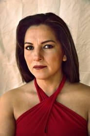 Zaide Silvia Gutiérrez as Claudia